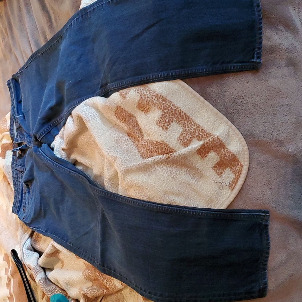 Jeans - Picture 2 of 4